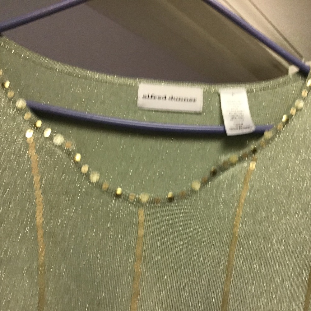 Brand New  Alfred Dunner Sweater - Size Large